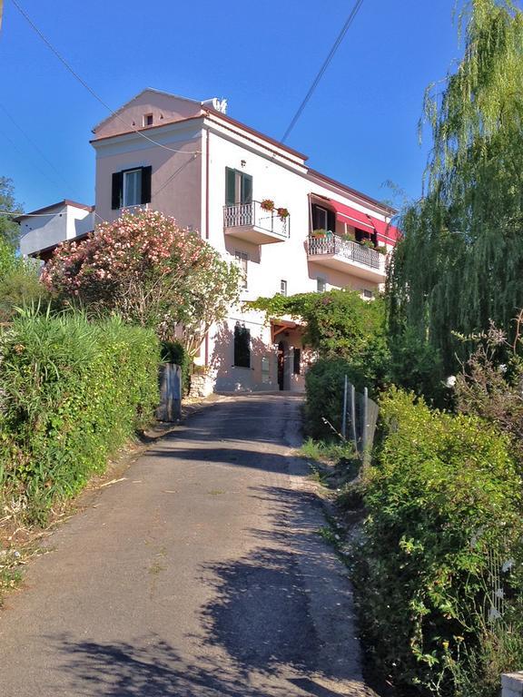 Casa Sul Monte D'Oro Apartman Scauri  Kültér fotó