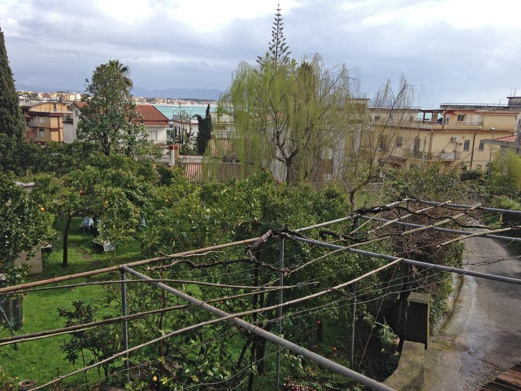 Casa Sul Monte D'Oro Apartman Scauri  Kültér fotó